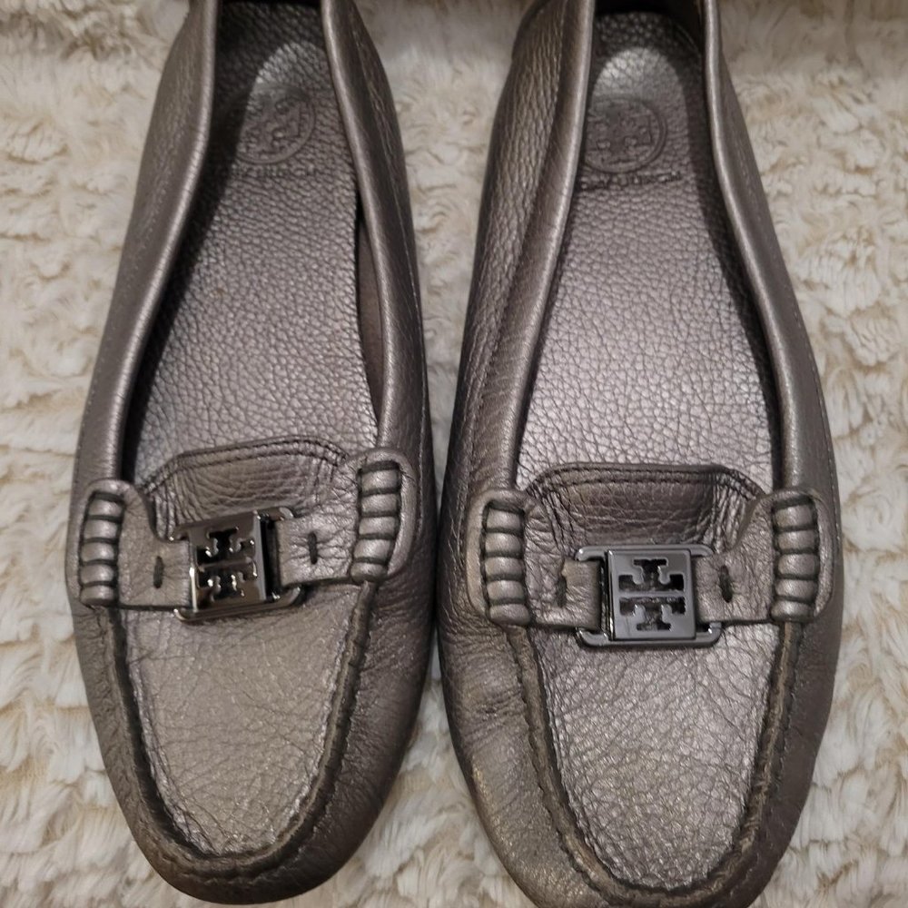 Tory Burch Silver Leather Driving Loafers